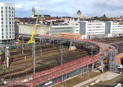 Passerelle piétonne, rampes et escaliers pour la gare d’Angers (49)